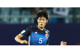 冨安健洋が現地入り、目標が“デカイ”ぞ 画像