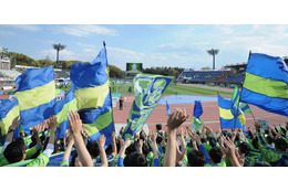 J1に新たな“最小“選手！身長「155cm」のFWが湘南に加入、体重は50kg 画像