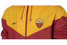 ローマ、胸のV字がアイコニックな2017-18「ウィンドランナー」 画像