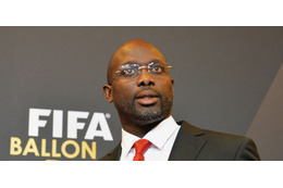 「ヒゲの隊長」、ウェアの大統領就任式に参加でリベリアへ 画像