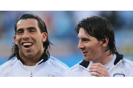 メッシは自然、ロナウドは努力…テベスが語る「2選手の違い」 画像