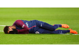 ネイマール、手術成功　練習復帰まで6週間か 画像