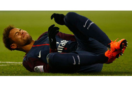 ネイマールはW杯間に合うか！中足骨骨折に苦しんだ8名のスター選手 画像