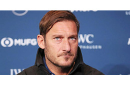 41歳トッティ、健在すぎる！「チップキックFK」がすごい 画像