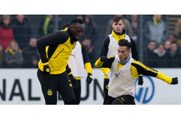 ボルトやった！ドルトムント選手をなんと「股抜き」！ 画像