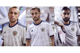 ロシア代表、W杯アウェイユニフォームは「国の歴史へのオマージュ」 画像