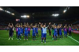 発売禁止間近か…アイスランド代表非公式Tシャツがだいぶかわいい 画像