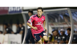 関口訓充、J1仙台に復帰！Twitterに投稿した2ショット写真がファンを熱くさせる 画像