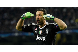 殺し屋、獣、ゴミ箱…怒りのブッフォン、審判批判がちょっと怖いくらい 画像