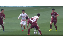 名古屋の天才G・シャヴィエル​、後ろ向きからの「股抜き突破」が凄かった… 画像