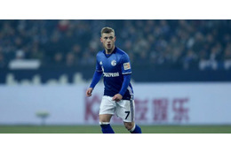 シャルケ、有力な若手がまたも流出…あのMFの退団が決定 画像