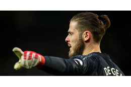 まるで猫！GKデ・ヘア、神がかり的な「横っ飛びセーブ」が凄かった！ 画像