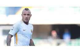 ナインゴラン、プレミア移籍を一蹴！「ローマ愛」がファンを熱くさせる 画像