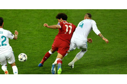 「柔道か！」セルヒオ・ラモスのサラーへの掴み倒し、あのOptaも突っ込む 画像