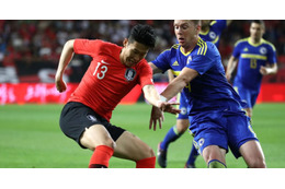 韓国代表、国内ラストマッチで惨敗…3バック崩壊の失点シーンを見る 画像