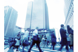 38歳会社員、収入15万円。職場で体を壊し不安が募る 画像