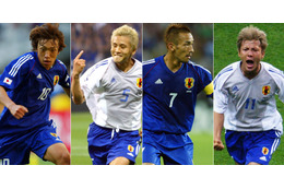 日本代表の歴代ユニフォームを見る！熱狂の「2002年日韓W杯モデル」 画像