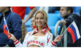 W杯ロシア戦の超セクシーファン、ガチなポルノ女優だった！名前も明らかに 画像