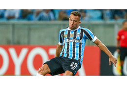 バルセロナ、MFアルトゥール獲得が正式決定！バイアウト額がえぐい 画像