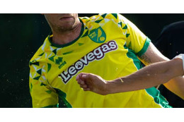 『GQ』が査定！「イングランド2部のイケてるユニフォームランキング」 画像