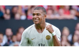 19歳エンバペ、PSG復帰戦でいきなり2ゴール！驚愕プレーを見逃すな 画像