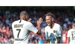 2ゴールの英雄エンバペ、それでも「僕はネイマールより下」 画像