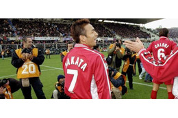 ヒデに続け！W杯を機に海外へはばたいた日本代表選手 画像