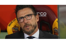 ローマ監督、ベンチ殴って手骨折…手術うける 画像