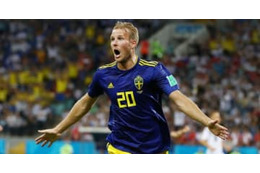 W杯でイブラを感動させたスウェーデン、FWトイヴォネンが代表引退 画像