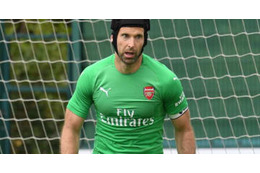 アーセナルGKチェフ、まさかの「むっちり」マッチョ化！？画像で見てみる 画像