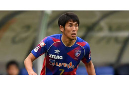 こりゃ悶絶！FC東京MF米本、美人妻にやった「頭ポンポン」が胸キュンする 画像