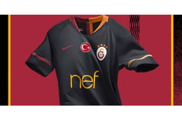 長友のガラタサライ、アシンメトリーの2018-19新アウェイユニフォームが登場！ 画像
