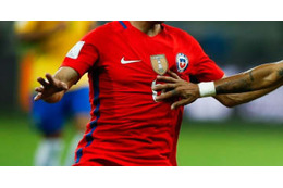 日本代表と戦う予定だったチリ選手、韓国人に「差別的ジェスチャー」？ 画像