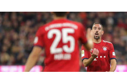 サッカー界の新井さん！ファンに愛される5人の「背番号25」 画像