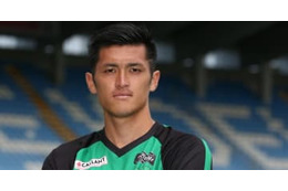 植田直通、ついにベルギーデビュー！チーム救うクリアで存在感を見せる 画像