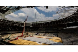 トッテナム、いつ使える？新本拠地にようやく芝が敷設だ 画像