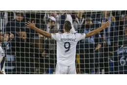 イブラよ、ミランに戻りたいなら戻るべし！あの超スター選手が指摘する 画像