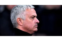 モウリーニョ、なんとバスに乗らず“歩いて”スタジアム入り！CLユーヴェ戦で 画像