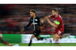 1～2位が突出だ！CLでここまで「最もファウルを受けた」選手ランキング 画像