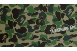 「PSGとBAPE」のコラボアイテム！先取りで見てみよう 画像