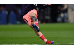 メッシのフリーキック、秘訣は「軸足」にあり 画像