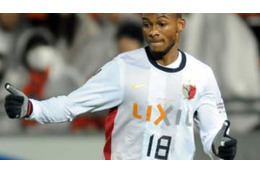 元鹿島FW、中東移籍で大変なことに…「給与未払いでパスポート没収」 画像