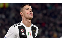 ロナウド、ユーヴェ同僚から「仰天のＸマスプレゼント」を貰う 画像