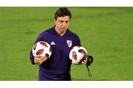 鹿島と対戦したリーベル、ガジャルド監督の「シュー練」がすげぇ 画像