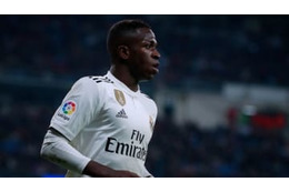 レアルの天才はメッシ級だと思う？バルサ選手の「シカト」が話題に 画像