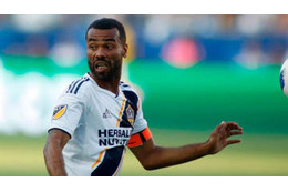 38歳A・コール、電撃移籍！ランパード監督のダービー入り 画像