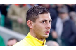 「時間はただ過ぎていく…」飛行機で行方不明FWの父、悲痛なコメント 画像