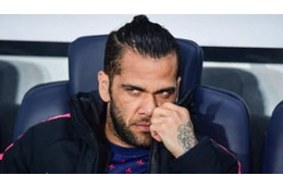 ダニ・アウヴェスの「サッカーIQ」は凄いぞ！PSG監督が驚嘆 画像