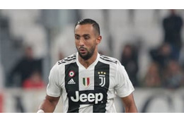 ベナティア、マンチェスター・ユナイテッドを断ってアジア移籍…給与がすごい 画像