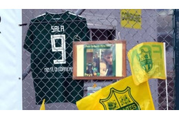 行方不明のナントFWサラ、飛行機の残骸発見か…2枚の座席が見つかる 画像